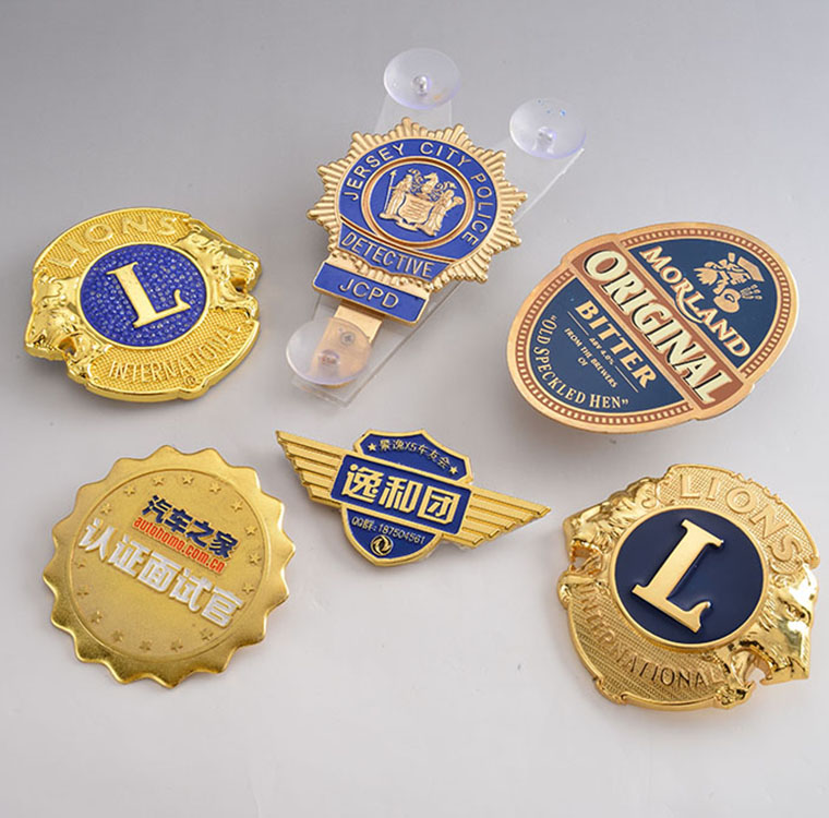 定(dìng)製徽(huī)章 定製徽章