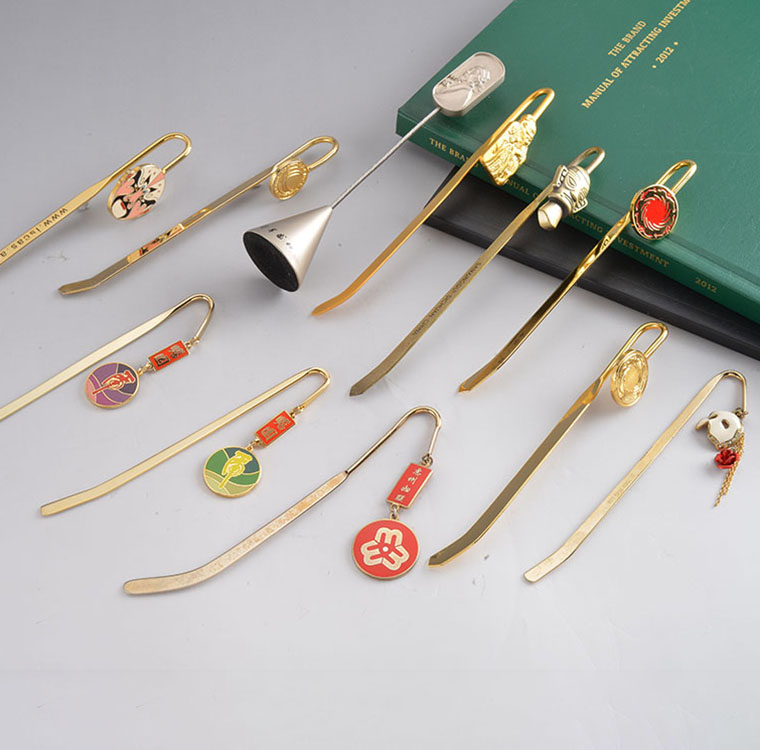 徽(huī)章定(dìng)製 徽章定製