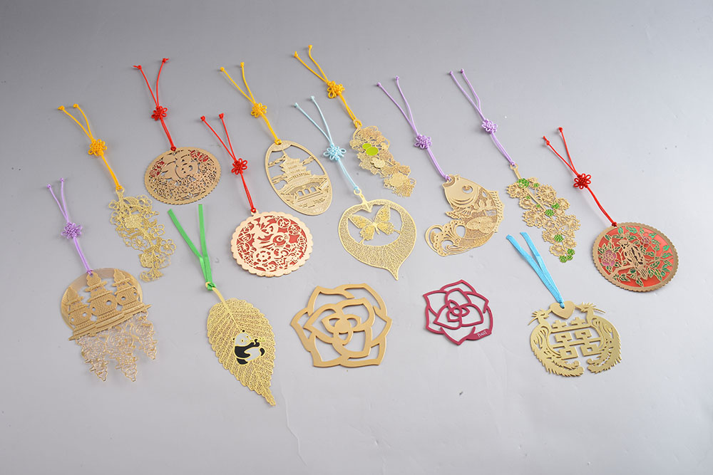 鏤空（kōng）書簽