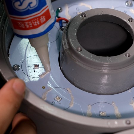 1.0係數導（dǎo）熱矽膠 導熱（rè）可固化矽膠 鋁（lǚ）基板粘接 電（diàn）子元件（jiàn）LED矽膠