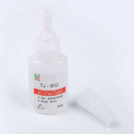 802瞬幹膠批發 金屬塑料快速粘（zhān）接膠水低氣（qì）味快幹透明膠水通（tōng）用批發（fā）